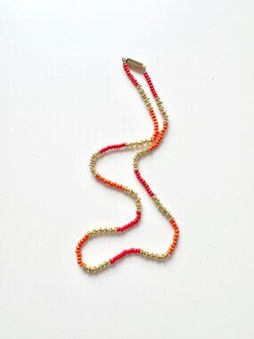 Vintage Unbranded Gold Tone Red Orange Beaded Choker Necklace